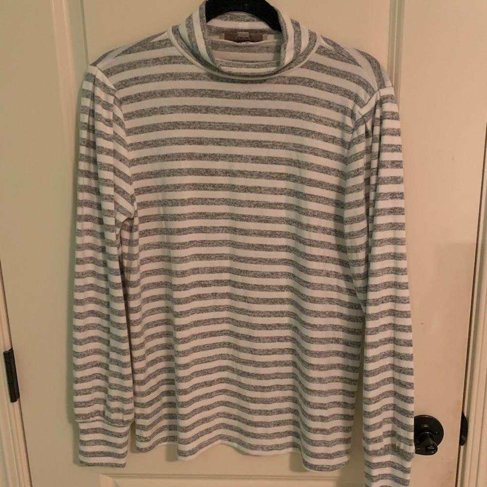 Loft Cuffed Sleeve Sweater